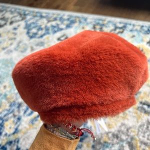 NWT Faux Fur Beret
